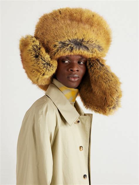 burberry fur hat